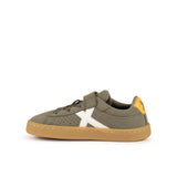 Zapatillas Munich Mini Open kaki vistas desde arriba con velcro y cordones elásticos