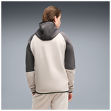 Detalle trasero de la sudadera PUMA TECH con cremallera SLIM 693951 Silver Frog